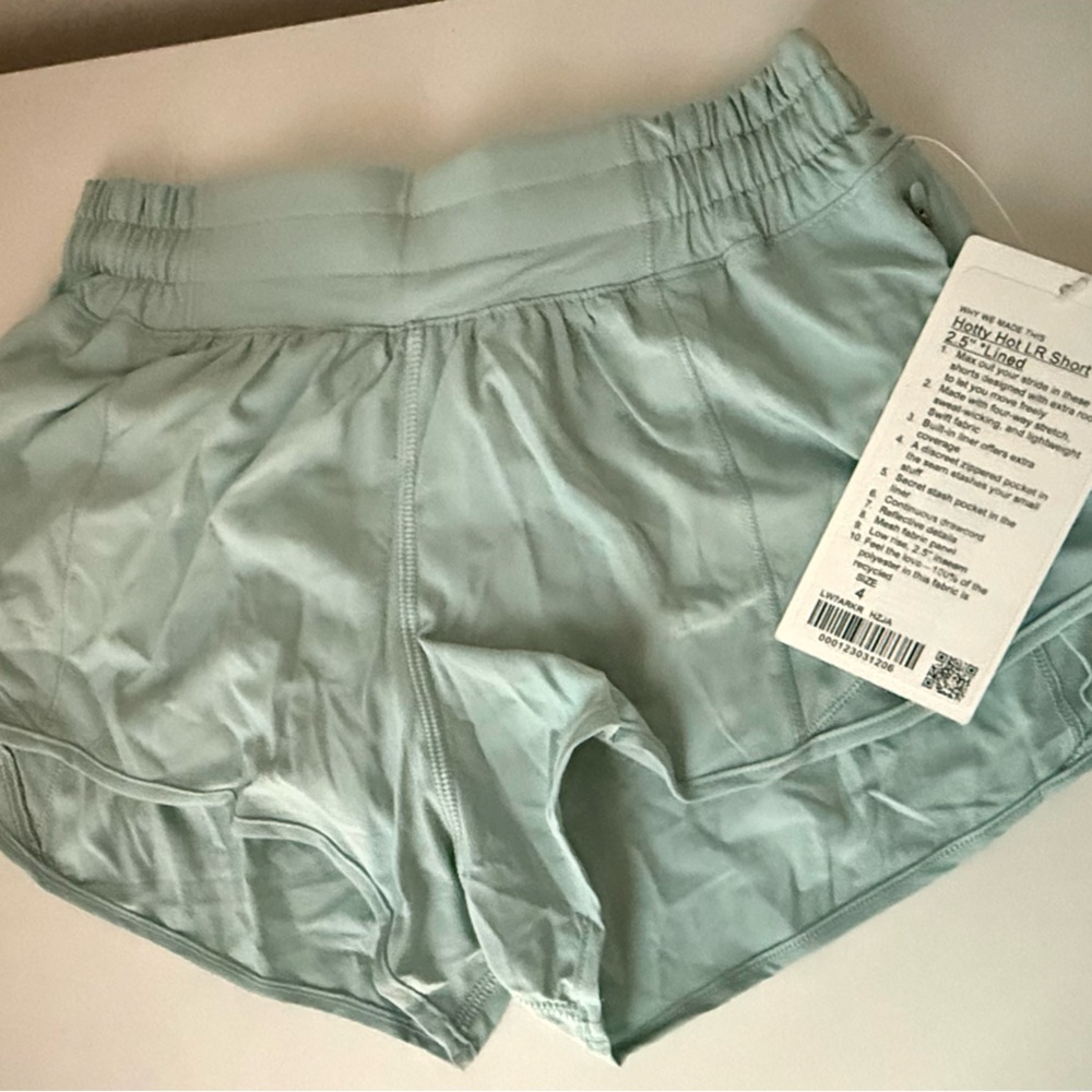 Lululemon Hotty Hot Shorts
